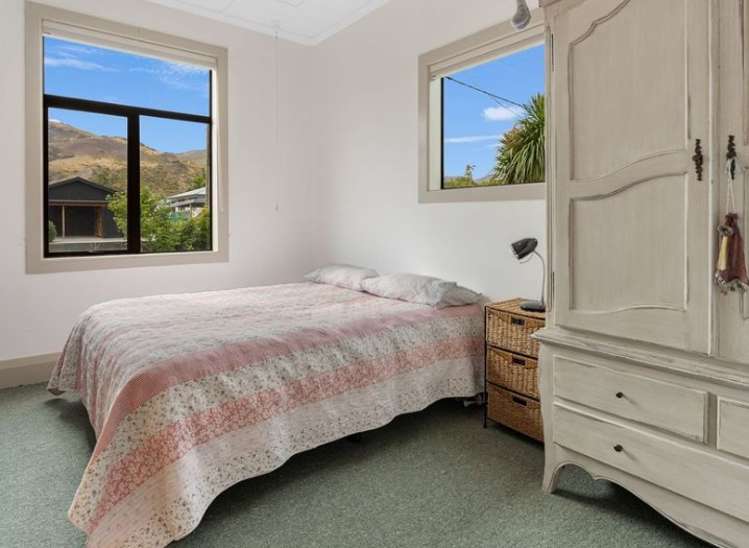 27 Erris St 10126_5