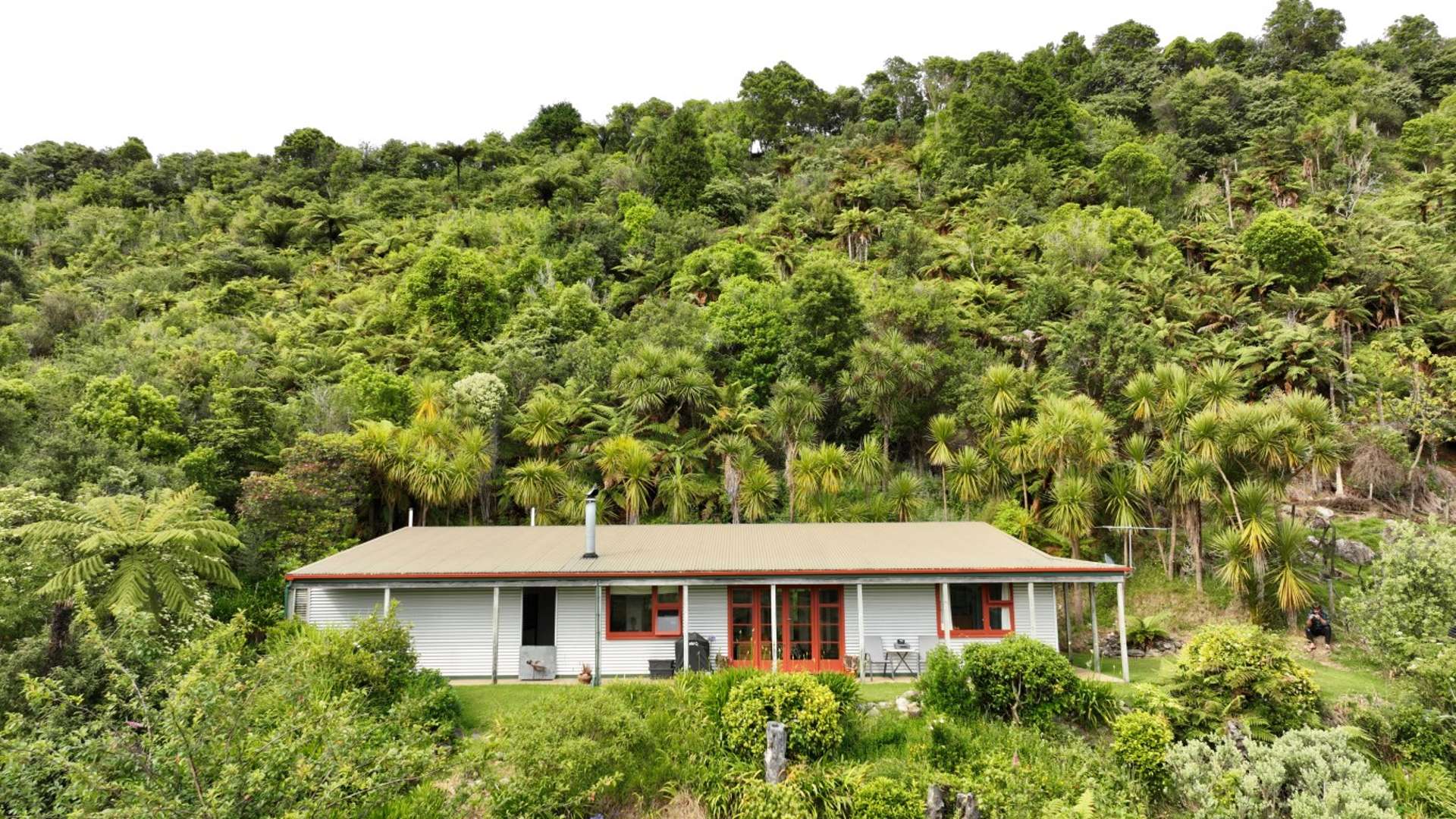 6 Arapito Road Karamea_0