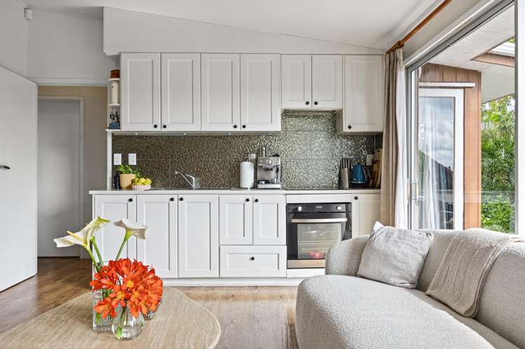 2/64 Exmouth Road Northcote_11