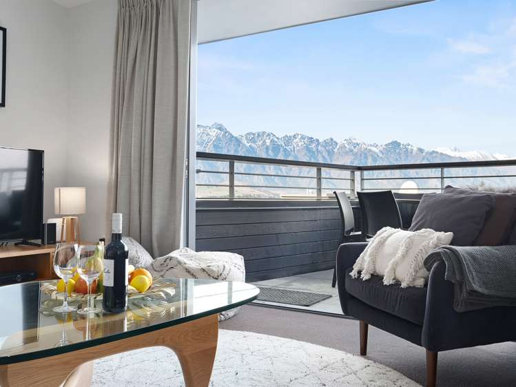 38h Lomond Crescent Queenstown_18