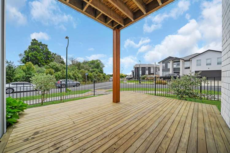 69 Koromeke Street Flat Bush_36