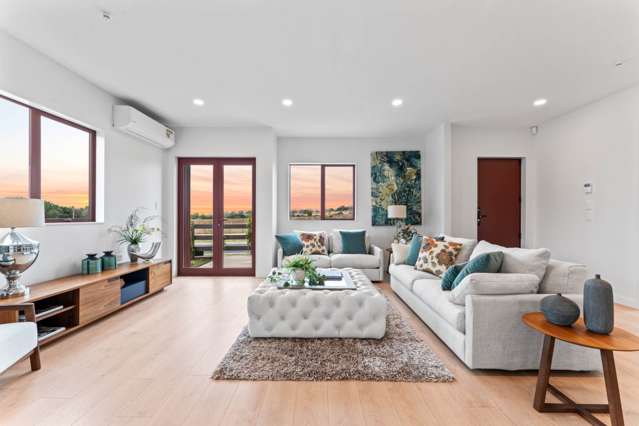 55 Karaka Village Parade Karaka_3