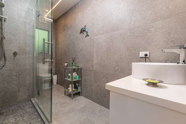 54 Headland Drive Long Bay_14