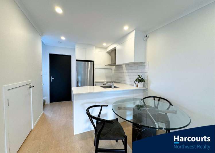 8 Wharara Lane Massey_3