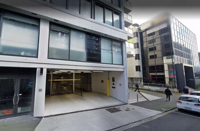 Car Park in Sugartree