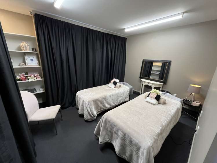 Shop 1/34 Yaldhurst Road Upper Riccarton_6