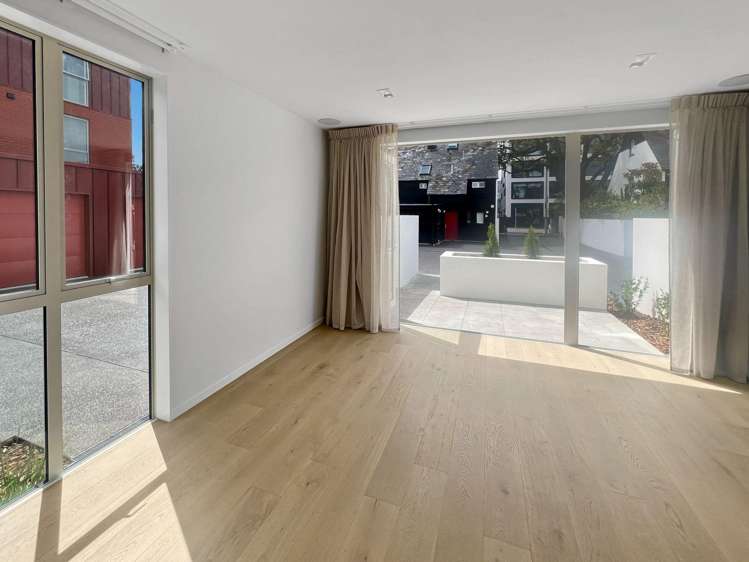 1/362 Montreal St Christchurch Central_6