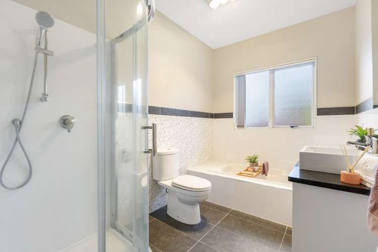 17 Stamford Crescent Flat Bush_16