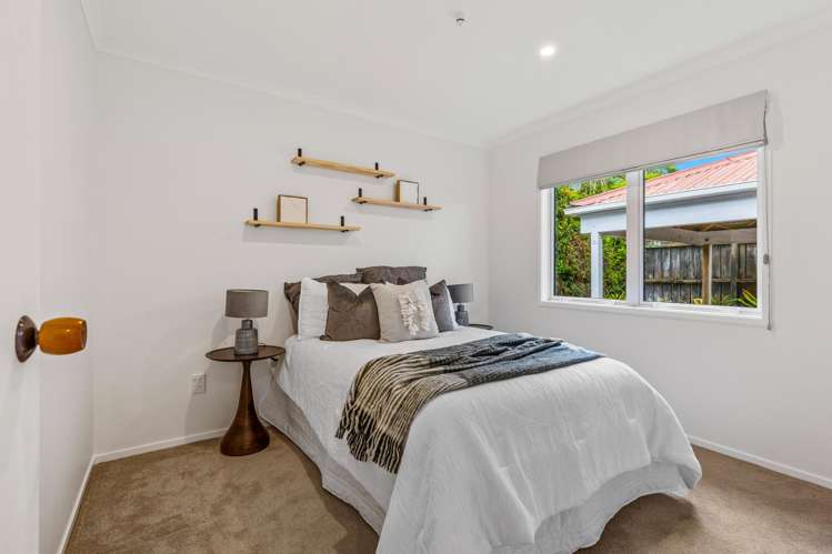 1/32 Neil Avenue Te Atatu Peninsula_8