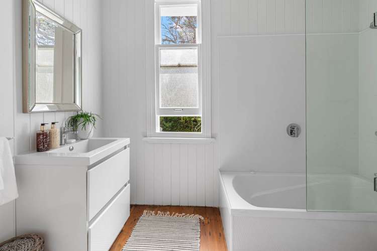 15 Summer Street Stanley Point_17