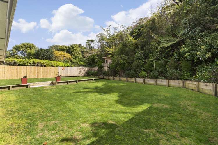 44 Friend Street Karori_2