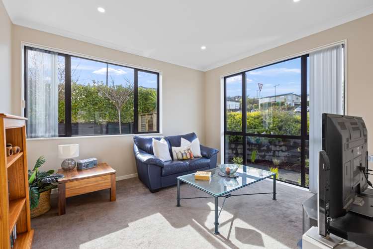 39 Syd Grant Crescent Orewa_14