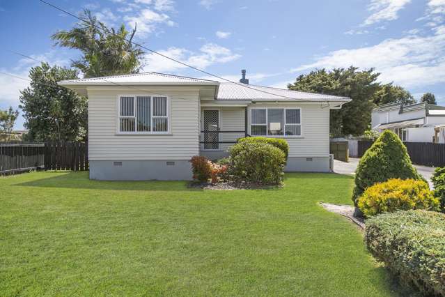 3 Youngs Road Papakura_1