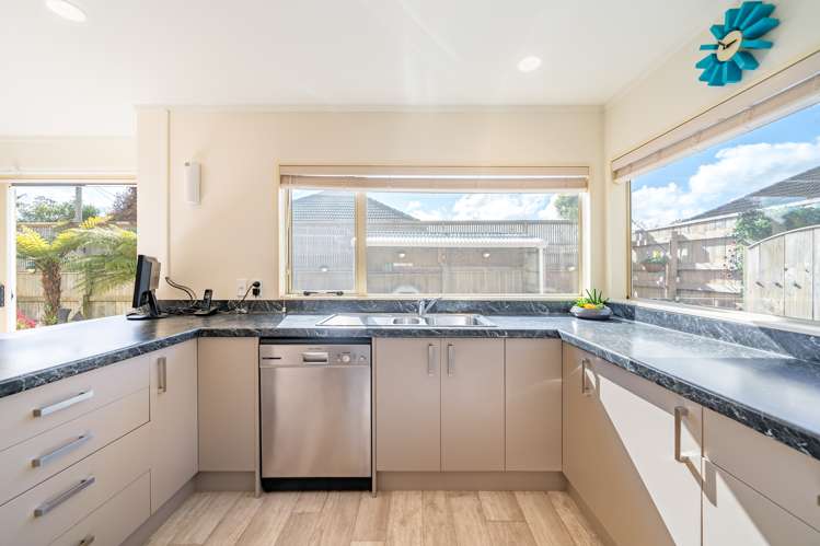 1163 Fergusson Drive Clouston Park_7