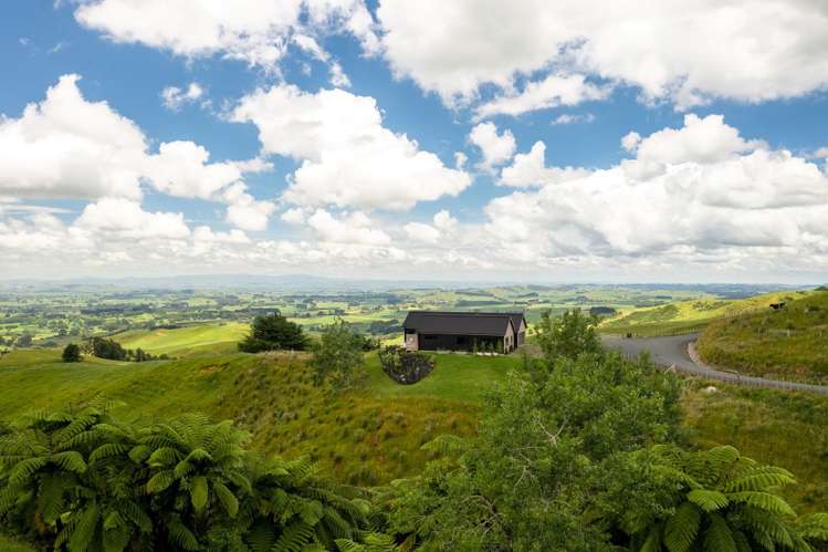 33 Tiwarawara Lane Puketotara_24