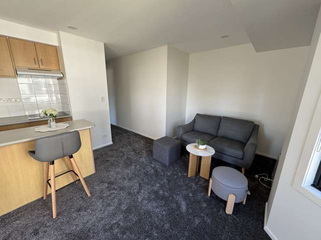 8B/2 Eden Crescent City Centre_3