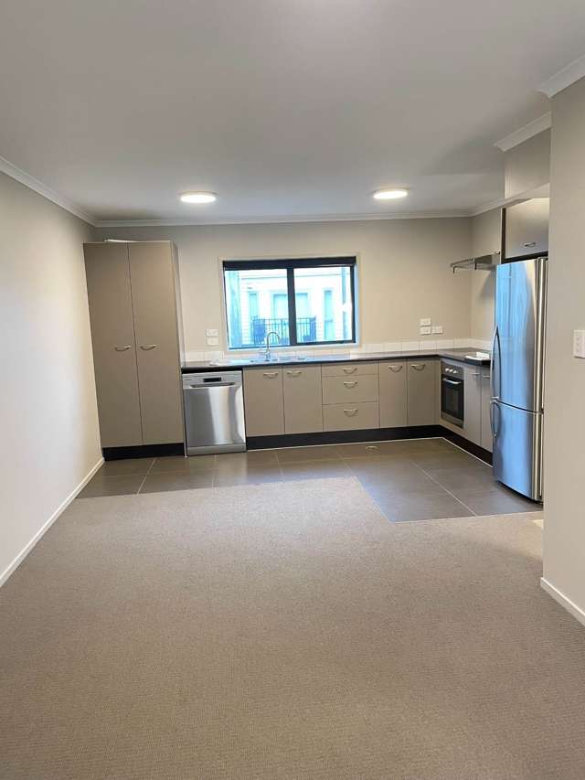 186/172 Mcleod Road Te Atatu South_3