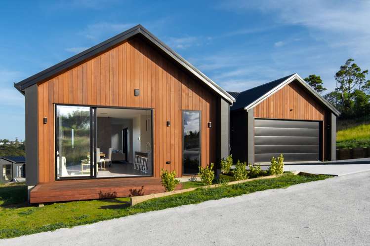 20 Awanui Road Red Beach_24