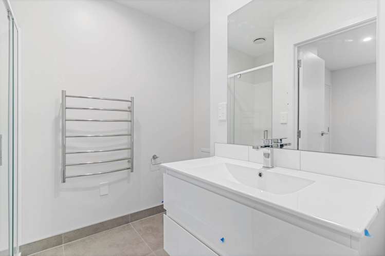 4/3234 Great North Road New Lynn_11