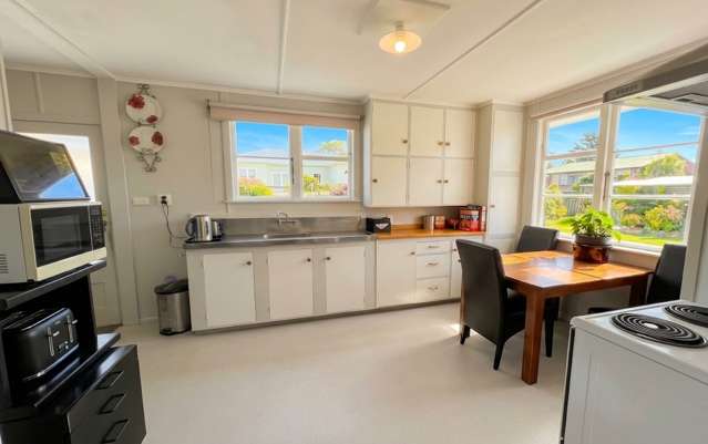 4 Collins Street Waipawa_1