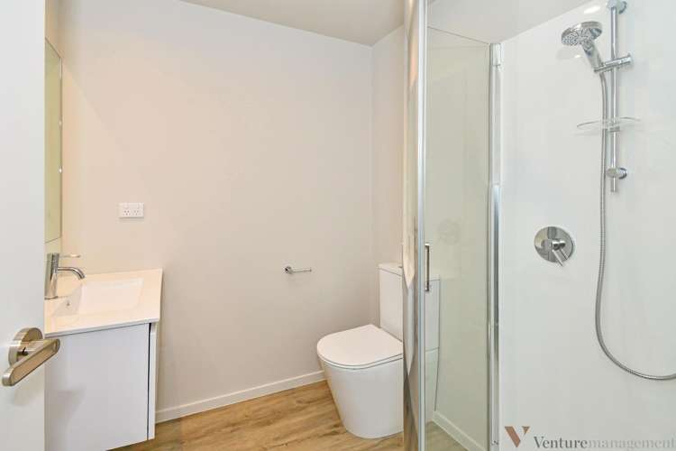 24/137 Hall Avenue 10683_9