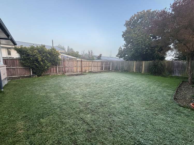 10 Waiau St Cracroft_22