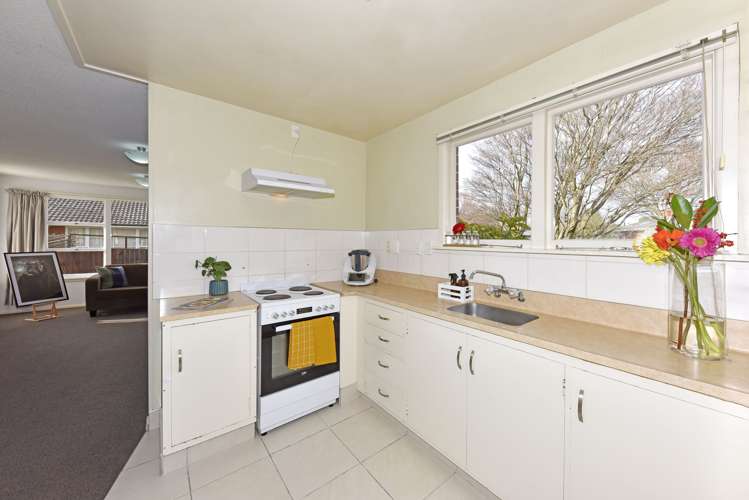 2/14 Newbridge Place Ilam_3