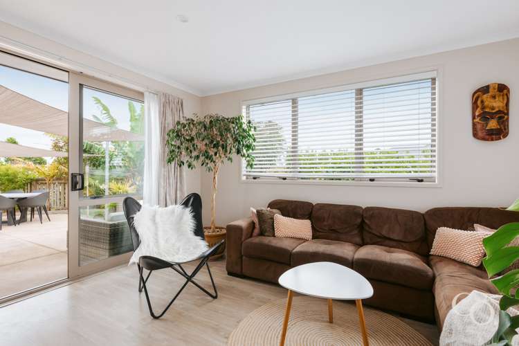 3 Blacklock Road Pyes Pa_17