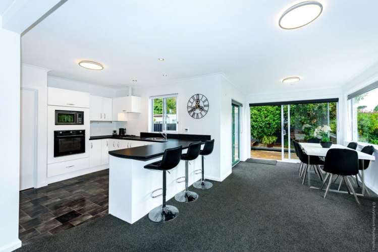 1/32 Downing Street_1