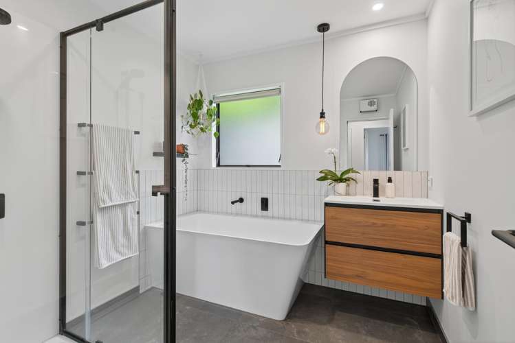 14b Pokapu Place Bethlehem_3