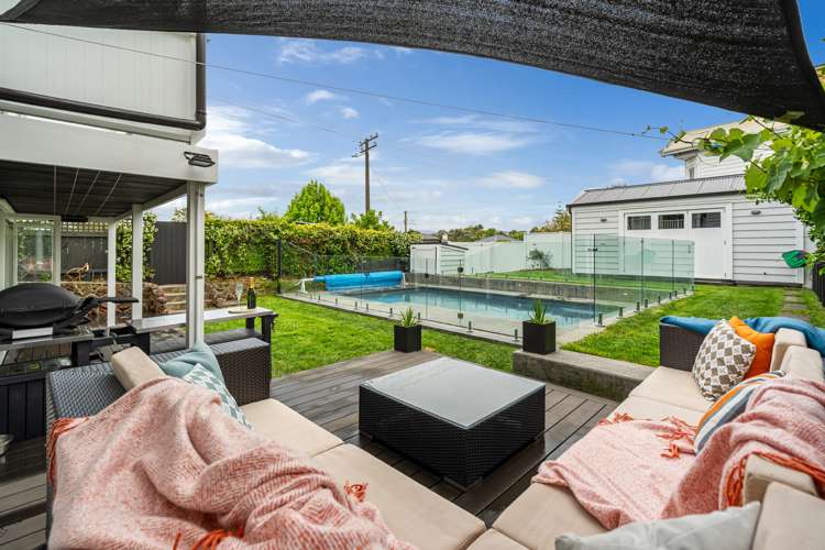 6 Shoal Bay Road Devonport_25