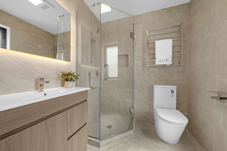 70 Marendellas Drive Bucklands Beach_13