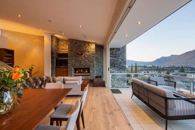 2/55 Kent Street Queenstown_1