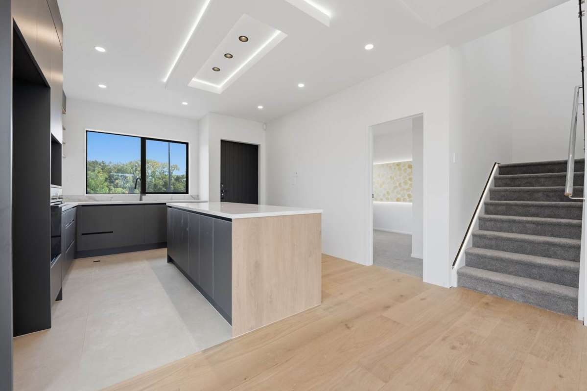 Unit 9, 81 Otuwairoa Esplanade_3