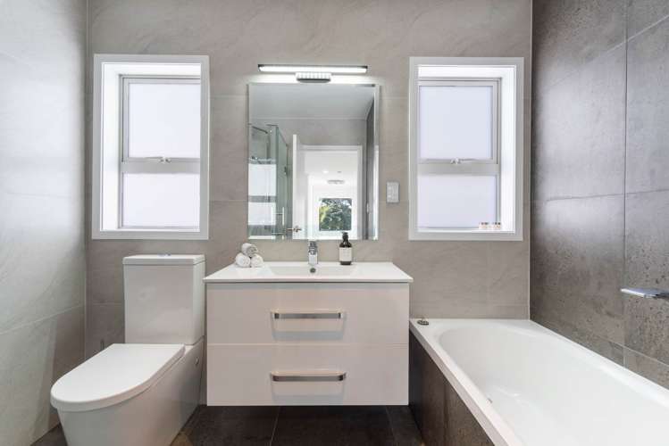 80a Moore Street Howick_15