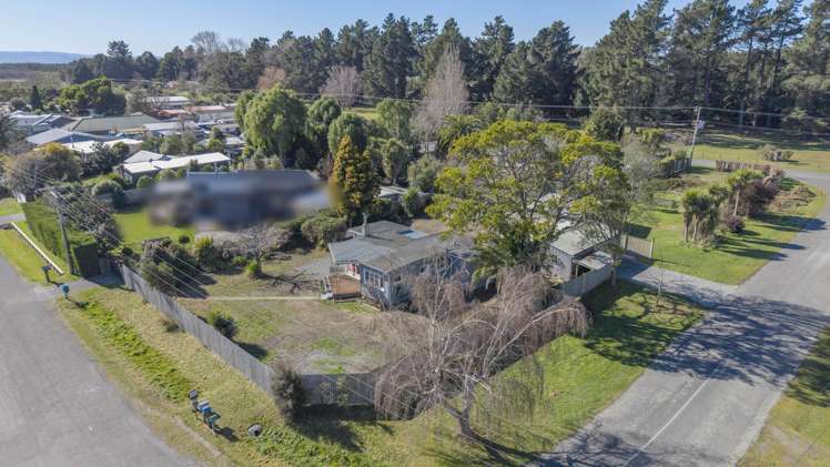29 & 29a Stalkers Road Woodend Beach_16