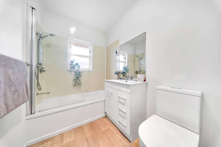 37 Hallberry Road Mangere East_9