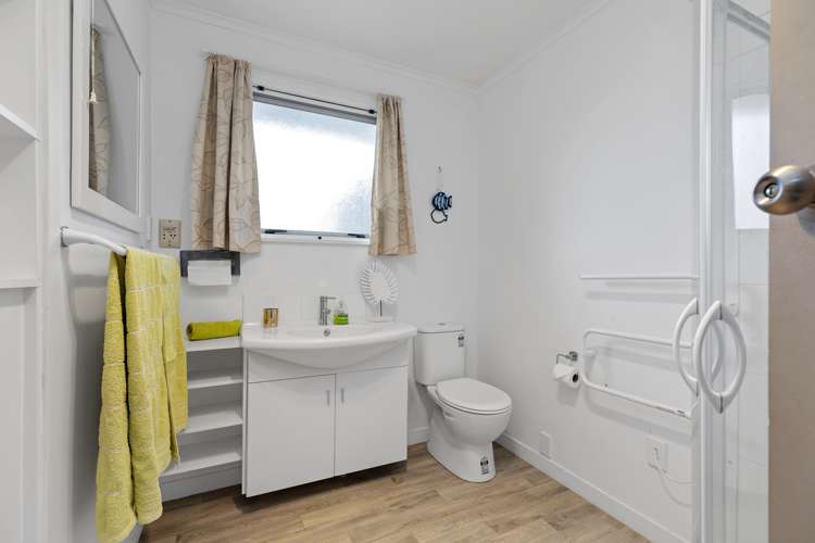 24 Ridge Street Otumoetai_8