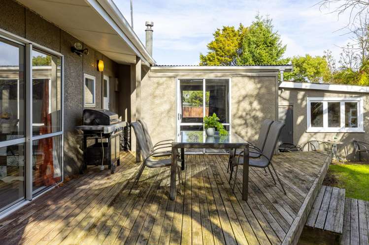 1/2 Laughton Street Taupo_11