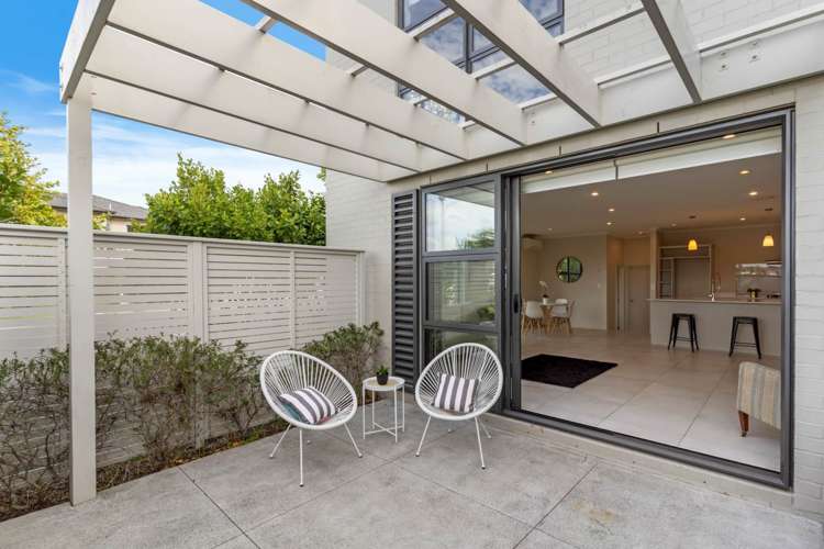 2 Riviera Drive Flat Bush_15