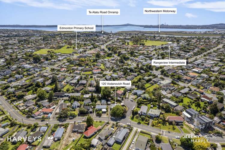 120 Vodanovich Road Te Atatu South_20