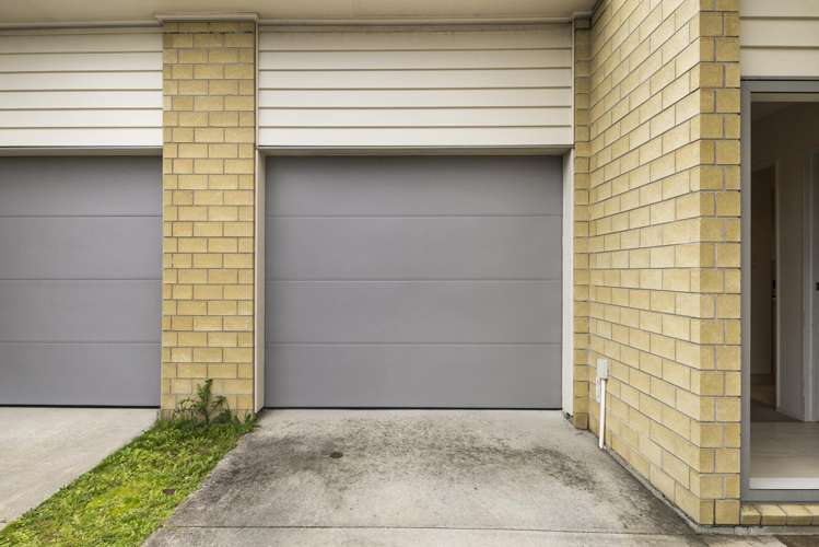 6 Adina Lane Wiri_17
