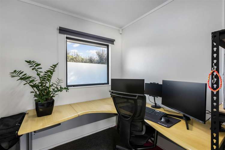 56 Donald Street Stanmore Bay_19