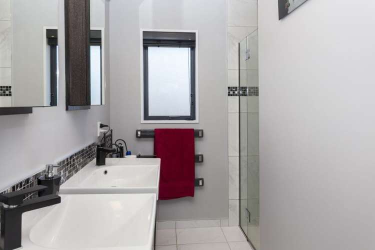 4 Coull Street Wigram_13