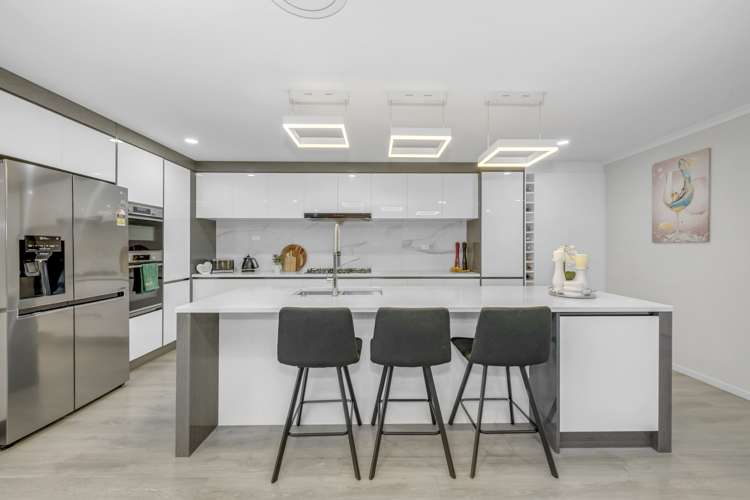 3 Tannaghmore Drive Flat Bush_5