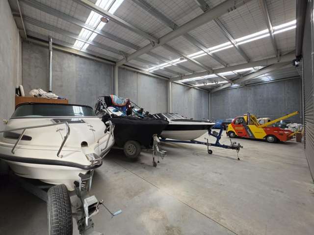 Unit 2, 39 Kairua Road Hornby_4