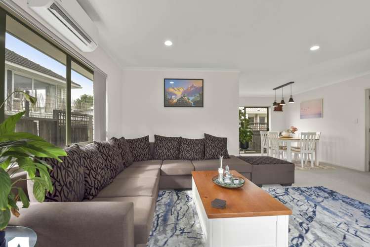 1/919 Whangaparaoa Road Manly_6