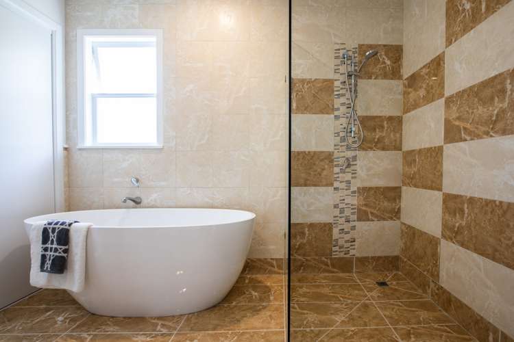 7 Gill Avenue Te Atatu Peninsula_15