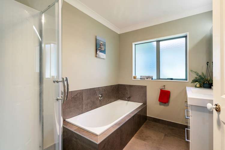 27 Hogarth Rise West Harbour_23