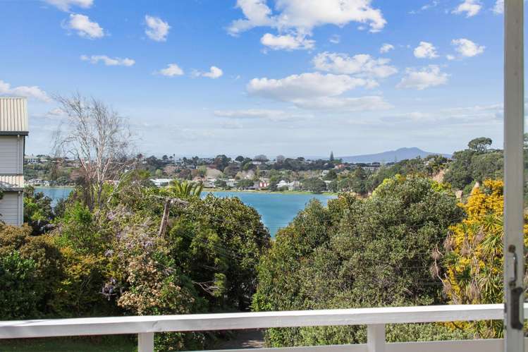 71 Swann Beach Road Stanmore Bay_6